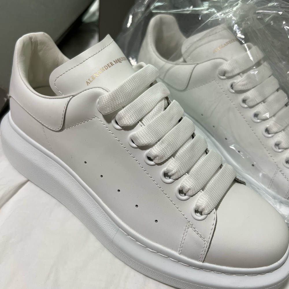 OBO Alexander McQueen Larry white sneakers *BRAND NEW*